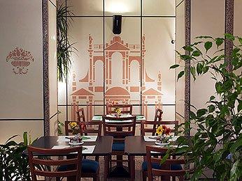 Отель Mercure Roma Centro Colosseo в Рим - Италия