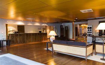 AC Palacio del Carmen, Autograph Collection