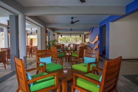Отель Mermaid Hotel & Club в Калутара - Шри-Ланка