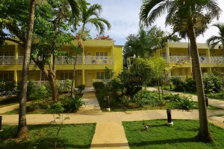 Merril`s Beach Resort III