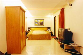 Отель Metro Palace в Мумбаи (Бомбей) - Индия