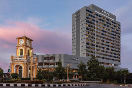 Отель Courtyard by Marriott Phuket Town в Пхукет - Таиланд