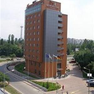 отель Metropolitan