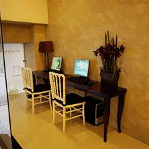 отель A&EM Art Hotel