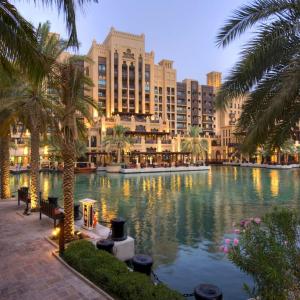 отель Jumeirah Mina A`Salam