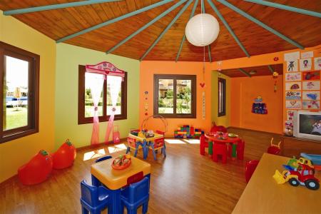 Minoa Palace Resort & Spa