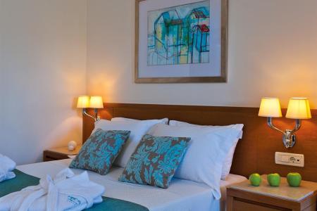 Minoa Palace Resort & Spa