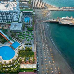 отель Aria Resort & Spa