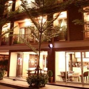 отель Mirth Sathorn Hotel