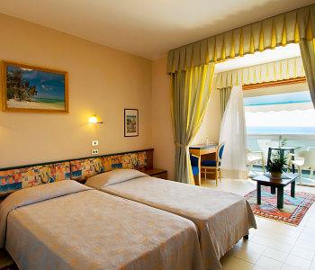 Отель Monaco & Quisisana в Лидо ди Езоло - Италия