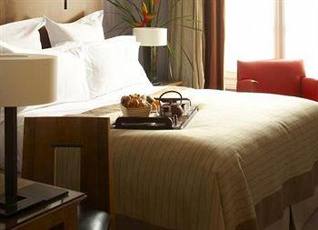 Отель Montalembert в Париж - Франция