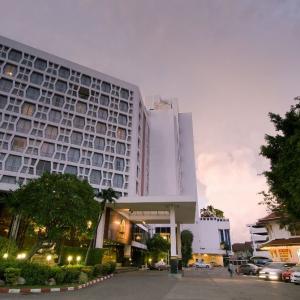 отель Montien Hotel Surawong Bangkok