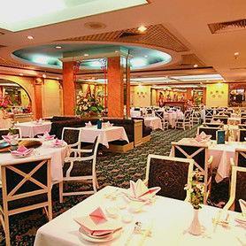 отель Montien Riverside