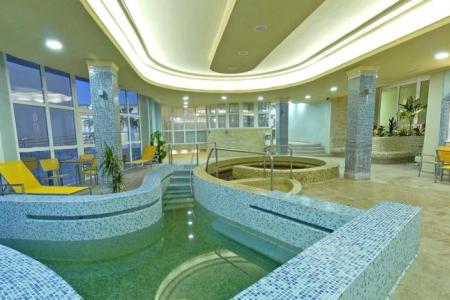 Отель Hunguest Hotel Apollo в Хайдусобосло - Венгрия