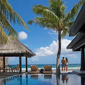 отель Naladhu Private Island Maldives