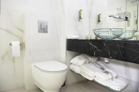 Отель Napa Mermaid Hotel & Suites в Айя-Напа - Кипр