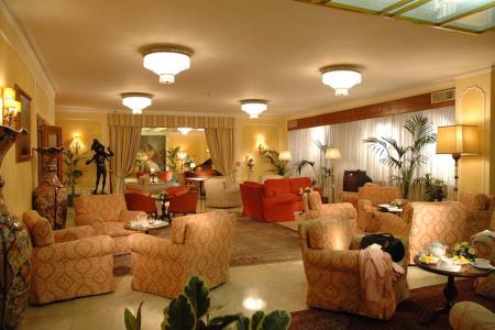 Отель Napoleon в Рим - Италия