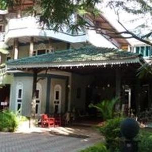 отель Hotel Eden Garden