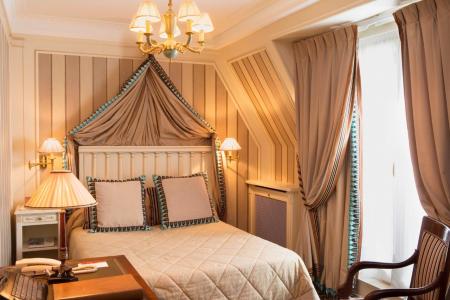 Отель Napoleon Paris в Париж - Франция