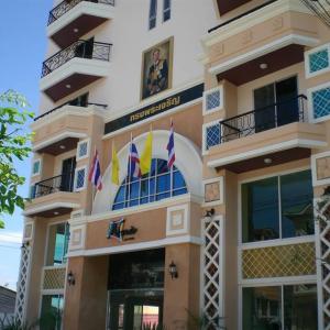 отель Naris Art Hotel