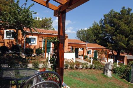 Отель Naturist Park Apartments Koversada в Врсар - Хорватия