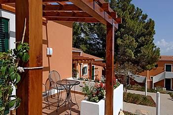 Отель Naturist Park Apartments Koversada в Врсар - Хорватия