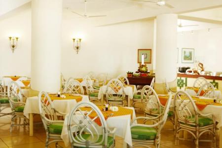 Отель Neptune Beach Resort в Момбаса - Кения