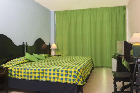 Отель Neptuno Triton в Гавана - Куба