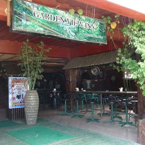 отель MB's Garden Inn