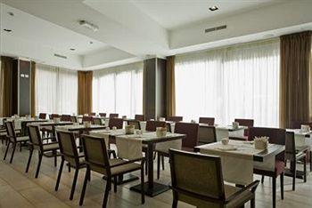 Отель NH Collection Roma Giustiniano в Рим - Италия