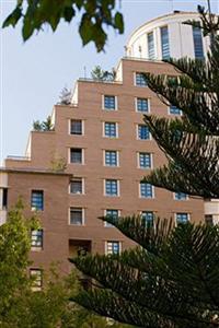 отель NH Valencia Las Artes