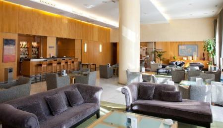 Отель NH Malaga в Малага - Испания