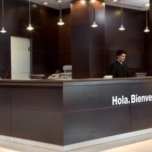 отель Hotel NH Madrid Sur