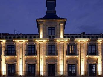 NH Collection Leon Plaza Mayor