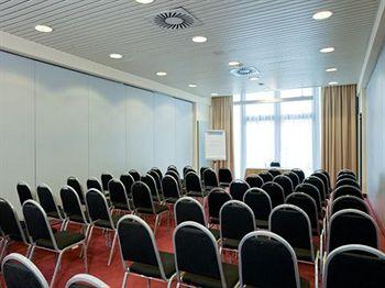 NH Vienna Airport Conference Center