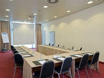NH Vienna Airport Conference Center