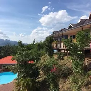 отель Star Hill Riverkwai Resort