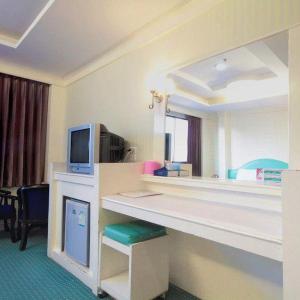 отель River Hotel The Budget