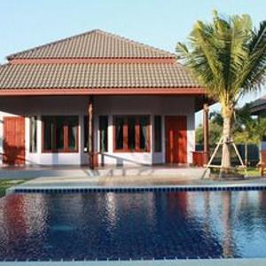 отель Waterside Resort