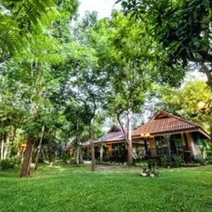 отель Baan Nam Pen Resort