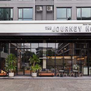 отель The Journey Hotel Bangna
