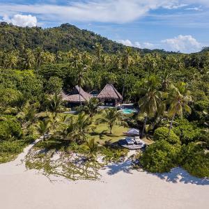 отель North Island