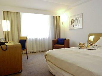 Отель Novotel Andorra в Андорра-ла-Велья - Андорра