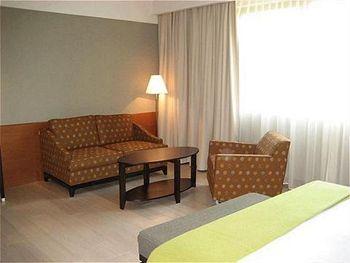 Отель Novotel Milano Linate в Милан - Италия