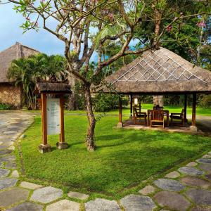 отель The Oberoi Beach Resort