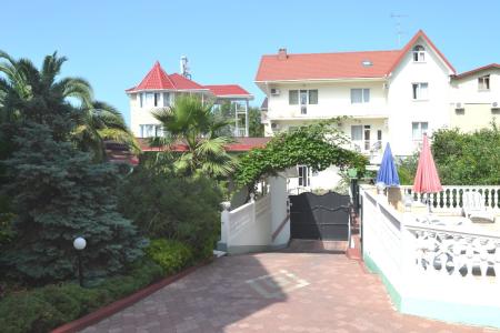 Отель Отель Одеон в Адлер - Россия