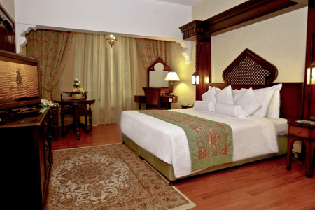 Отель Arabian Courtyard Hotel & Spa в Бур Дубай - ОАЭ