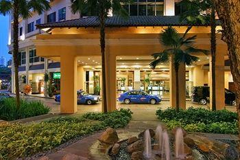 Отель Orchard Rendezvous в о. Сингапур - Сингапур