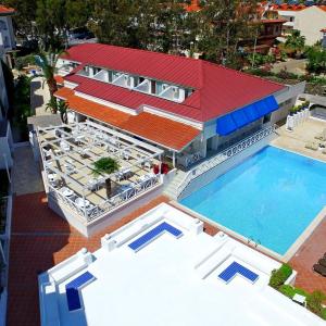 отель Club Munamar Beach Resort