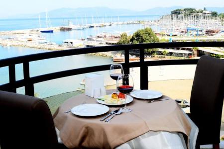 Отель Hotel By Karaaslan Inn в Кушадасы - Турция